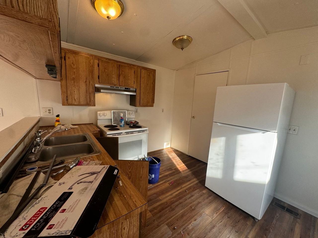 91 Ne Darrell Ave - Photo 3 of 8