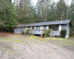 featured image of 3061 Oak Bay Rd