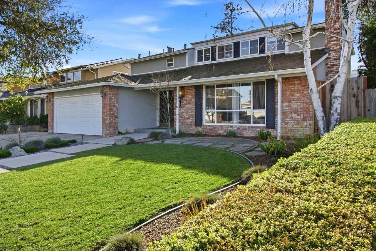 6137 Banner Dr - Photo 3 of 50