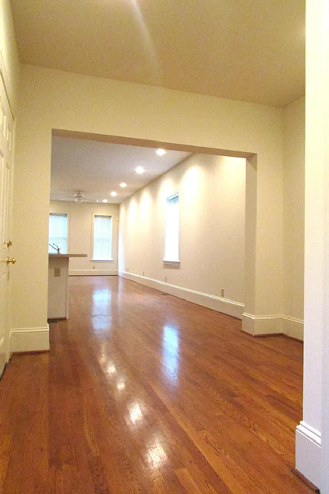 3 S Plum St - Photo 2 of 19