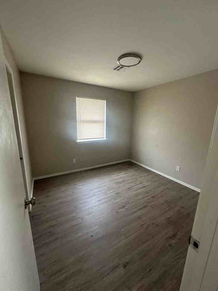 1003 7th Ave Nw - Photo 7 of 7