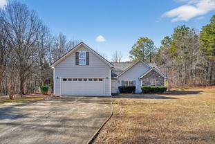 345 Freeman Dr - Photo 1 of 1