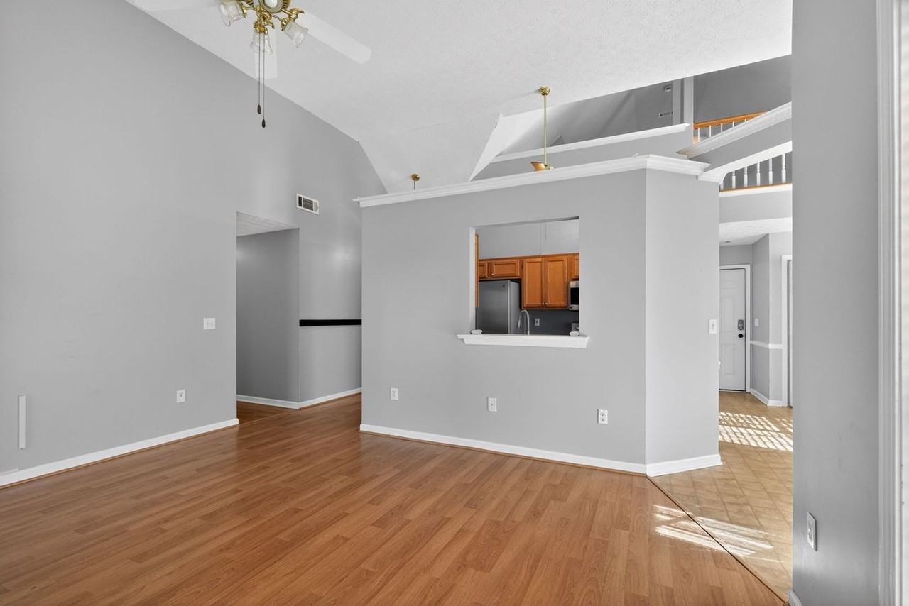 345 Freeman Dr - Photo 7 of 30