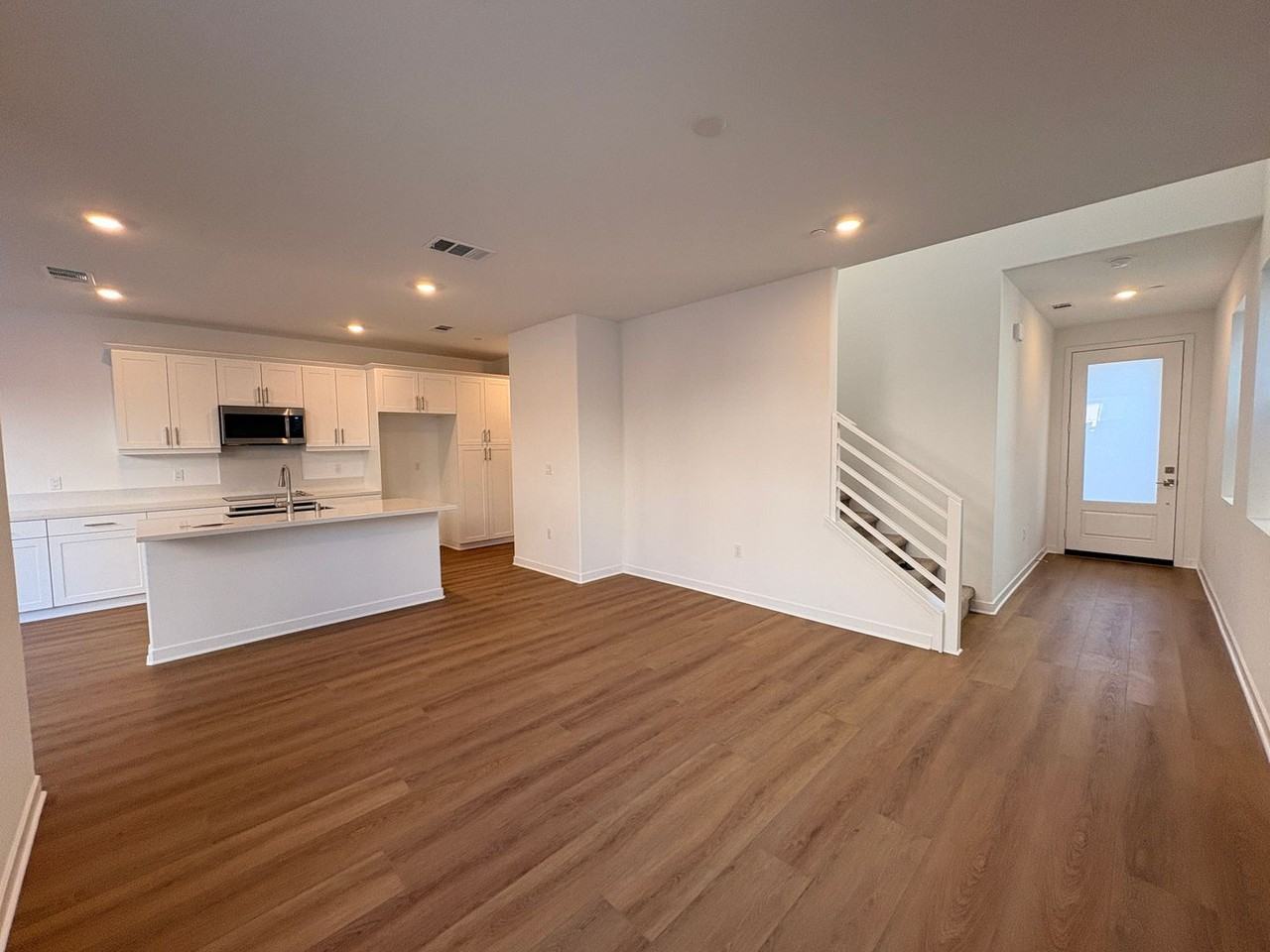 2606 E Forest Paseo - Photo 5 of 32