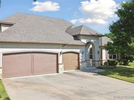 featured image of 11285 S 73rd Ct E