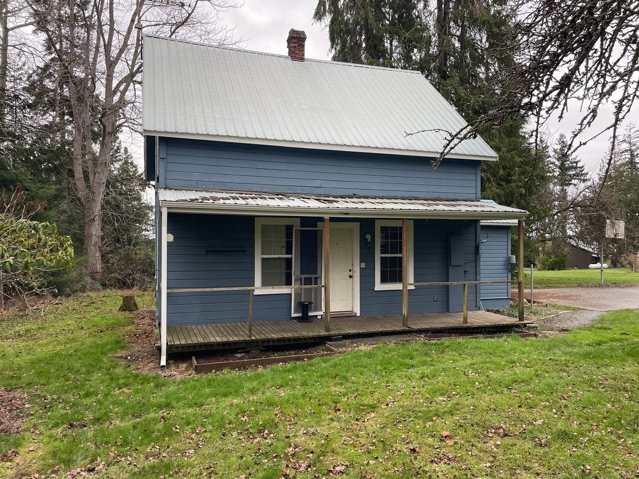 2477 Matsen Ln - Photo 3 of 13