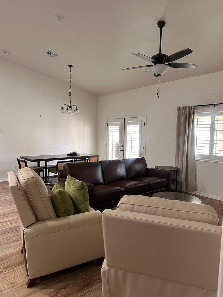 12623 E 51st St - Photo 5 of 21