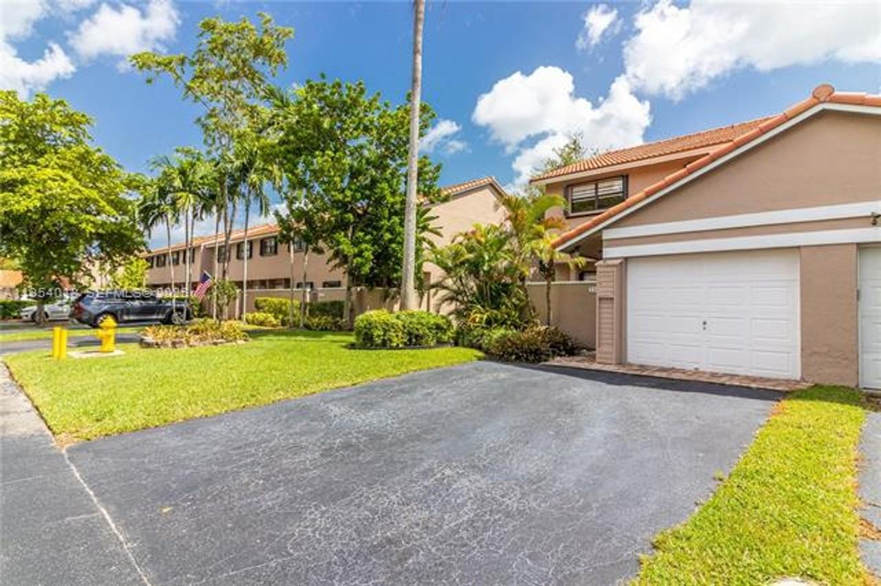 11668 11668 SW 91st Ter TH 11668 - Photo 3 of 39