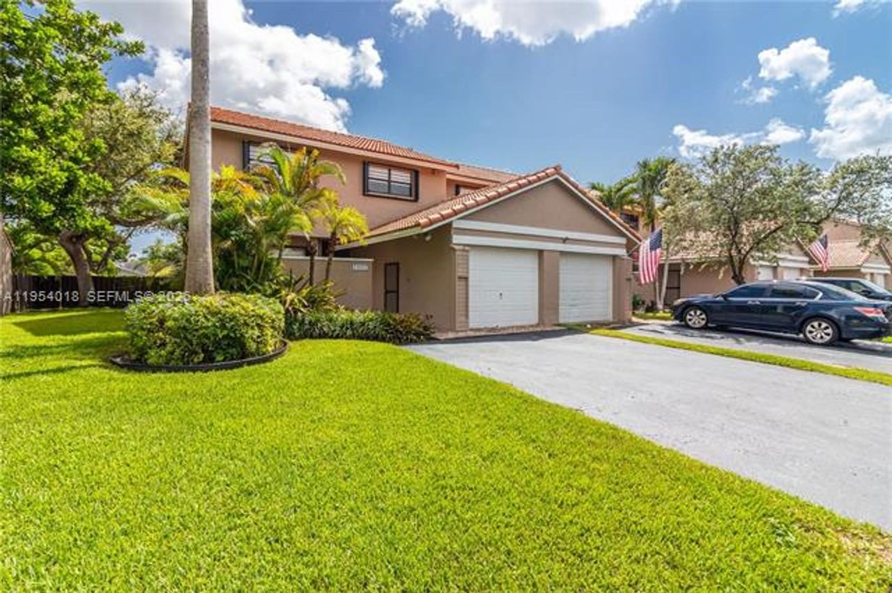 11668 11668 SW 91st Ter TH 11668 - Photo 4 of 39