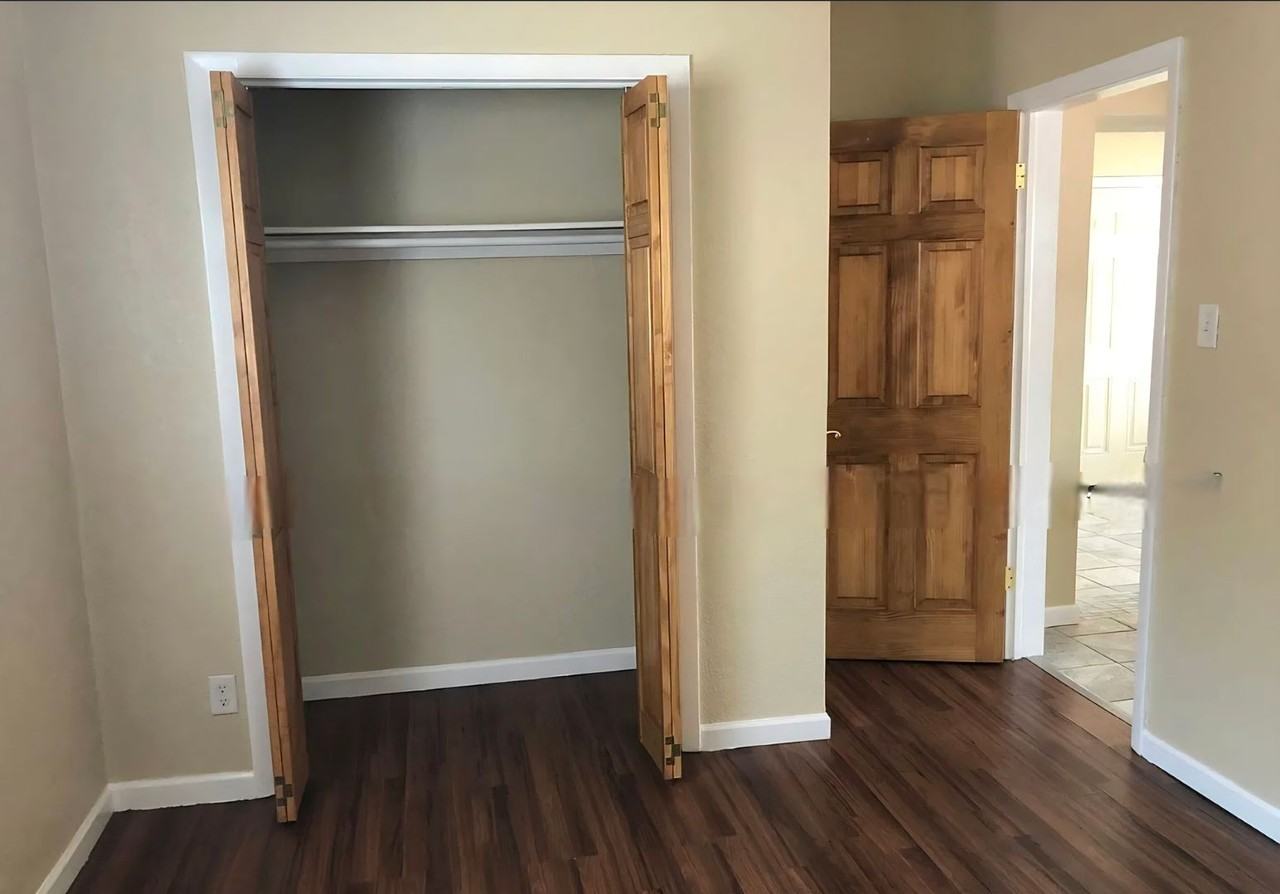 1411 E Orman Ave - Photo 7 of 10