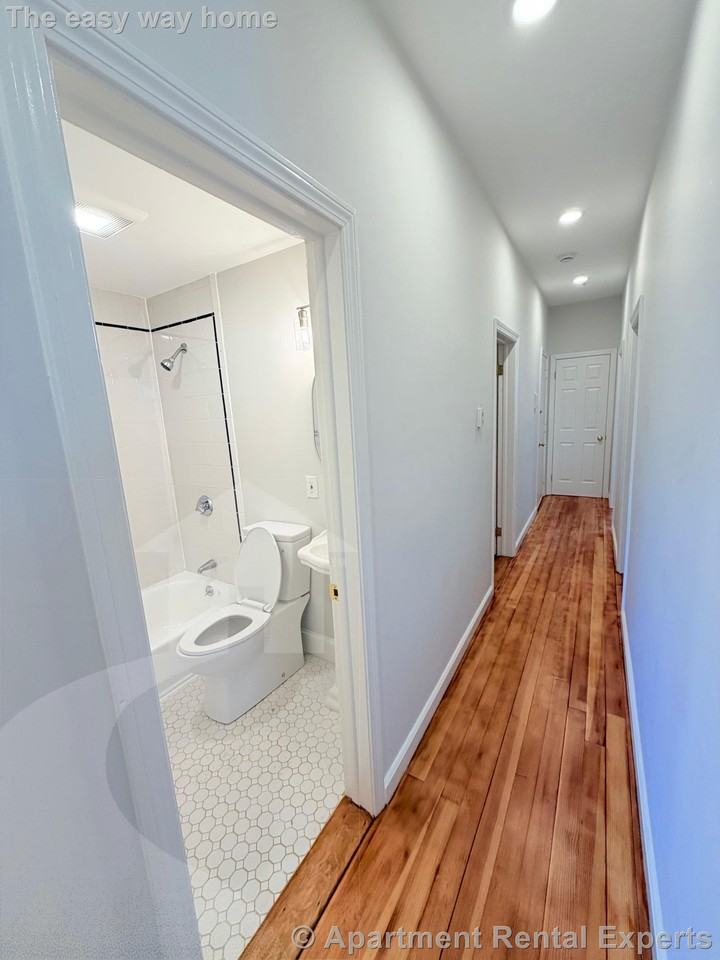 172 Putnam Ave #2 - Photo 6 of 11