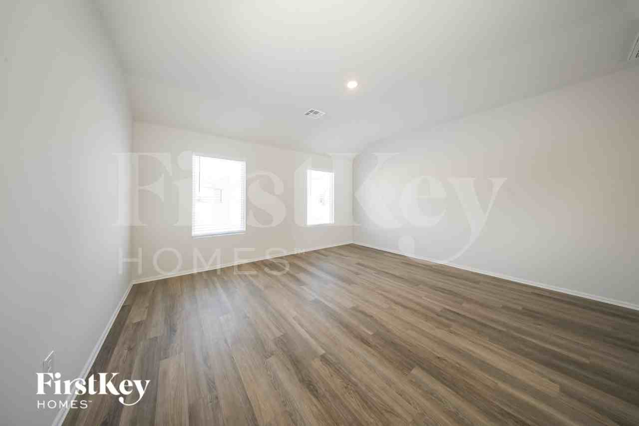 428 Kale Rd - Photo 2 of 19