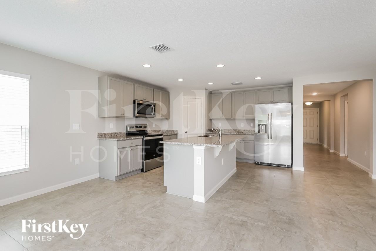 135 Southern Breeze Loop - Photo 4 of 15