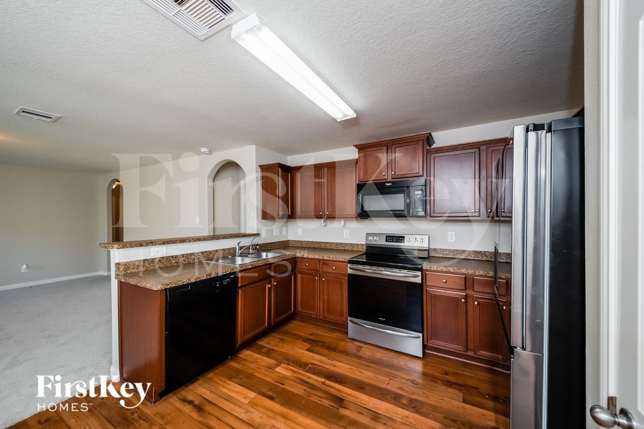 12806 Lilac Stone Ct - Photo 5 of 18