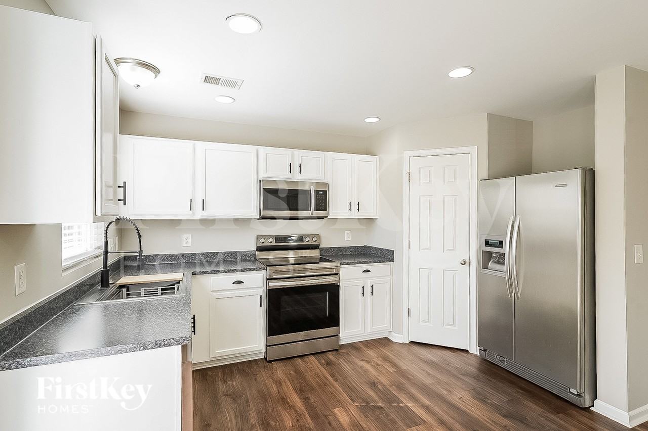 1692 Comanche Run - Photo 6 of 19