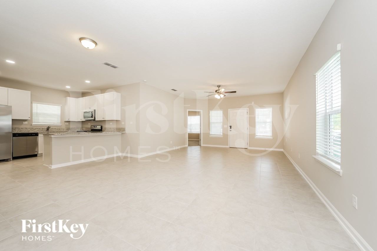 75408 Fox Cross Ave - Photo 4 of 18