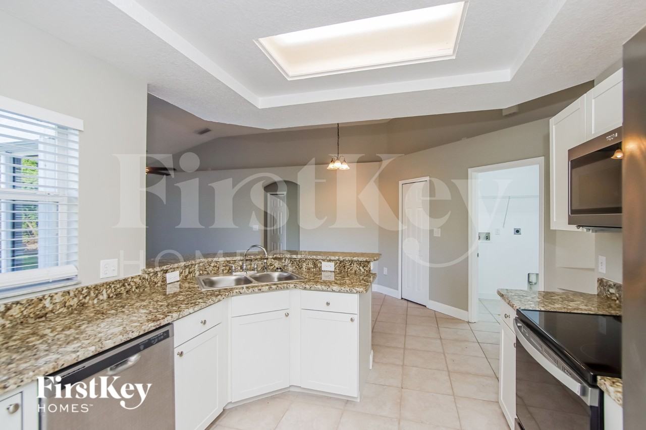 1048 Tolson St Se - Photo 6 of 18