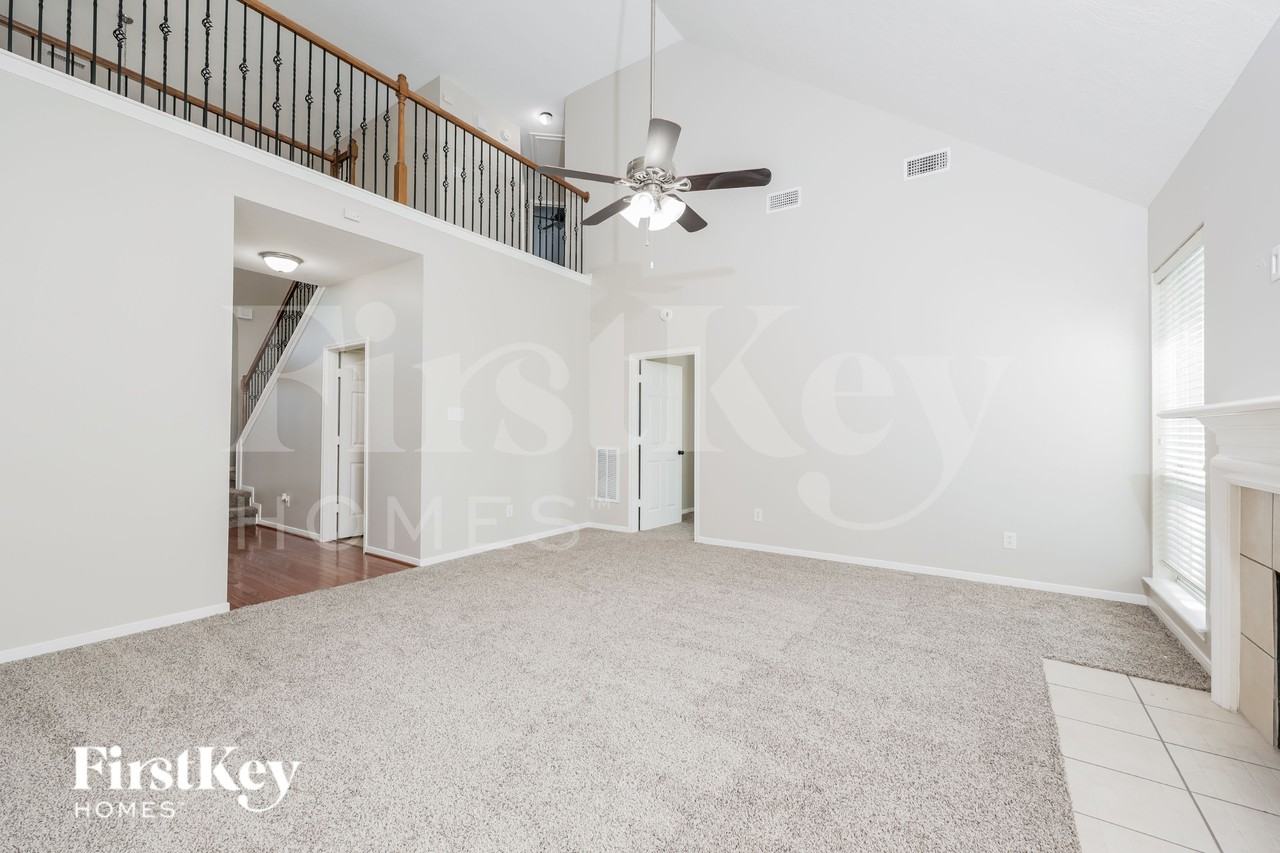 13202 Bufflehead Ct - Photo 3 of 18