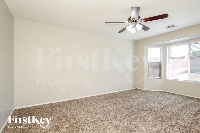 12393 W Hopi St - Photo 7 of 15