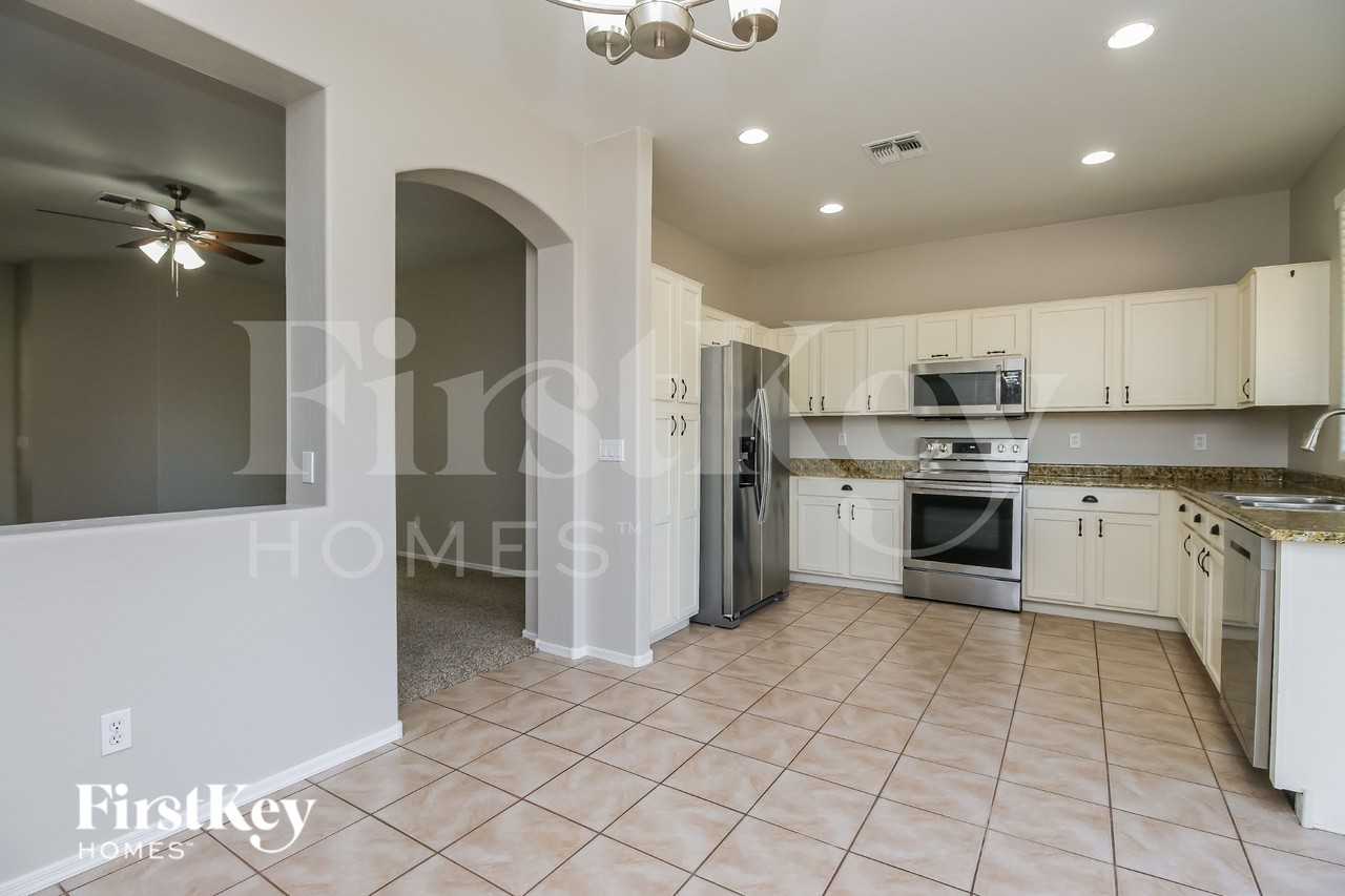 21488 E Camina Plata Ct - Photo 7 of 19