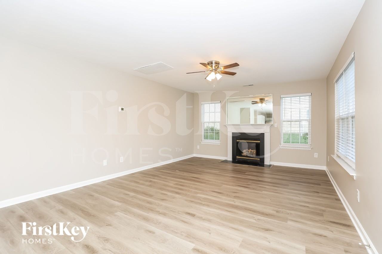 4117 Pineorchard Pl - Photo 3 of 18