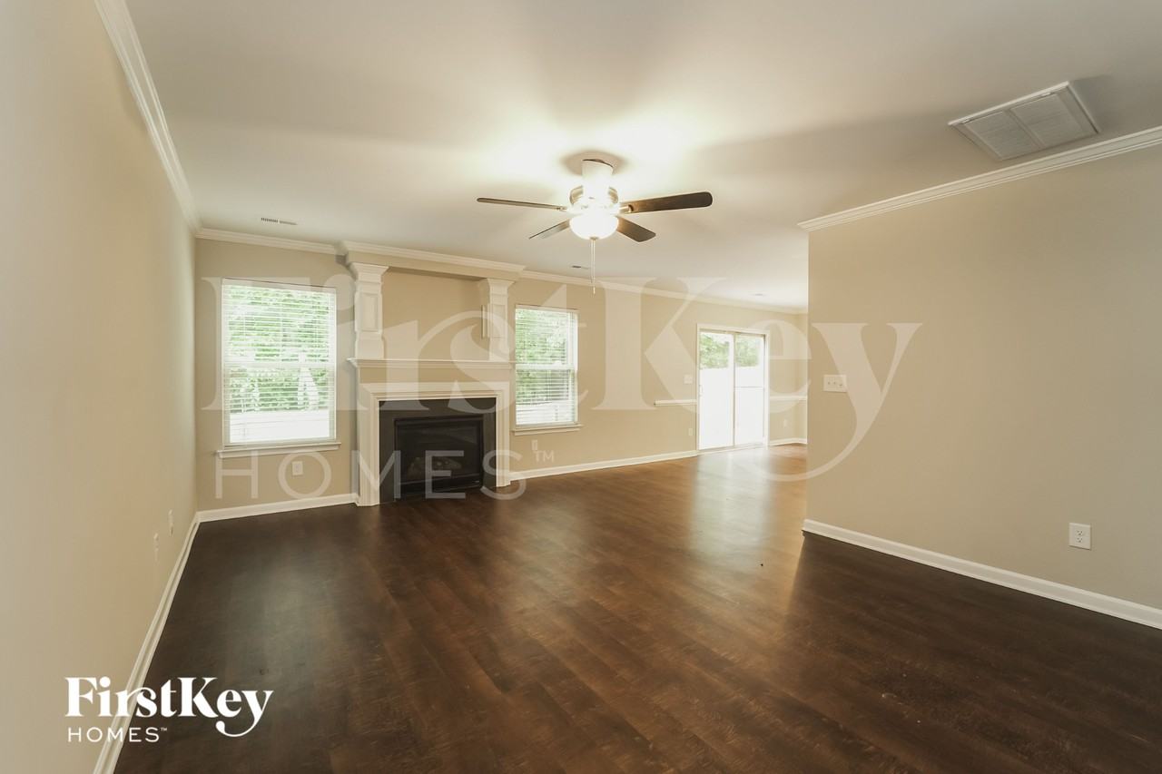 803 Rook Rd - Photo 5 of 15