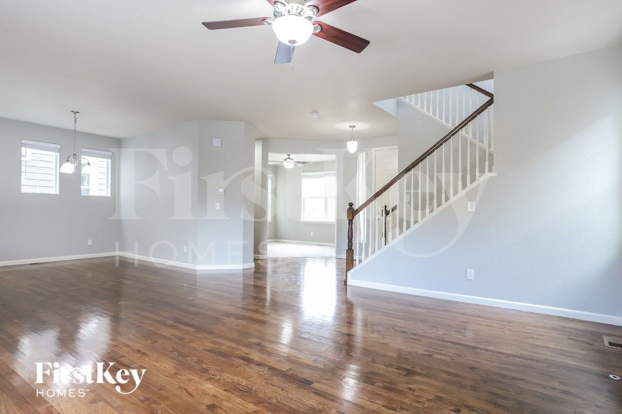 1318 S Duquesne Ct - Photo 5 of 18