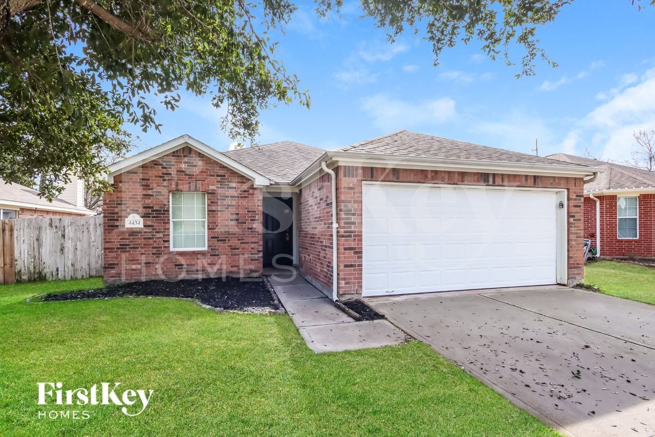 4434 Cannongate Dr - Photo 2 of 16