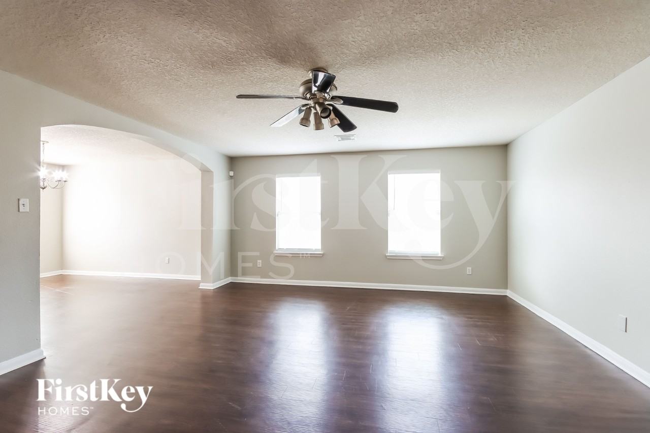 4434 Cannongate Dr - Photo 3 of 16