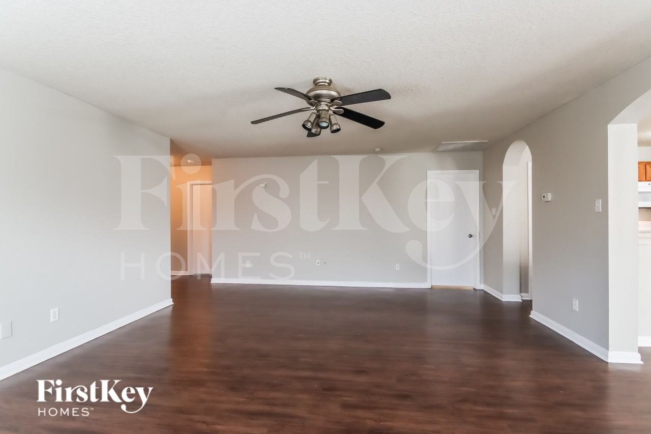 4434 Cannongate Dr - Photo 4 of 16