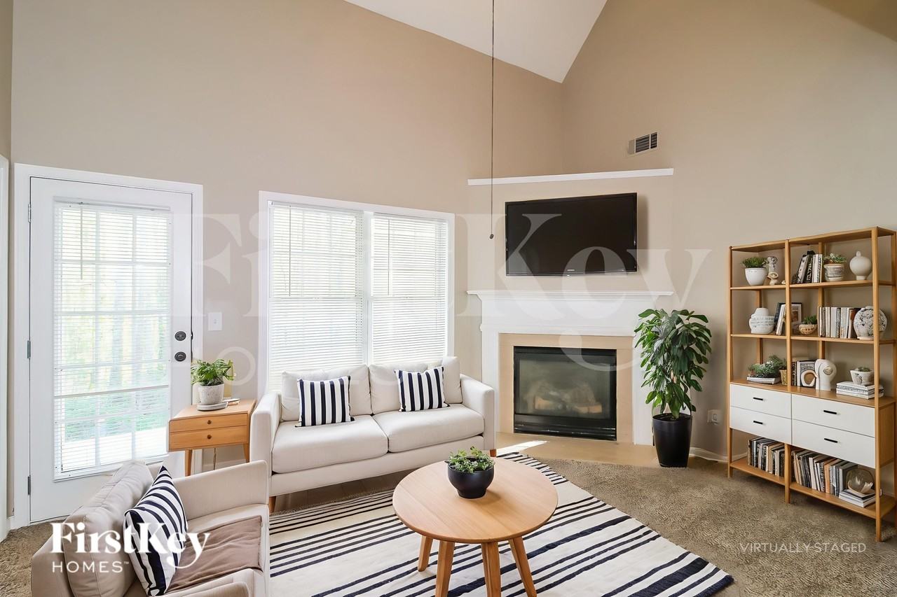 531 Judith Ct - Photo 5 of 18