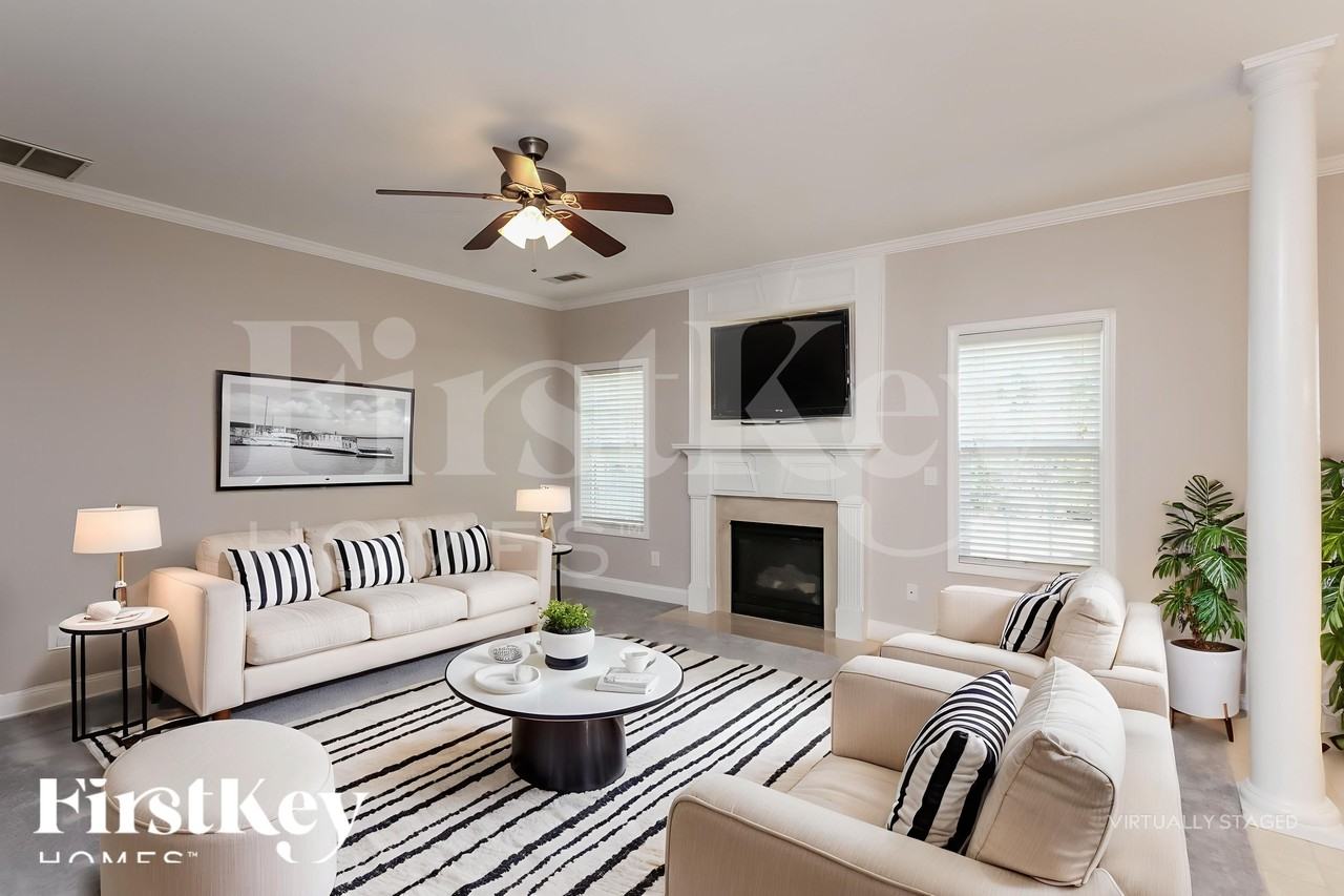 1097 Scenic Park Trl - Photo 3 of 18