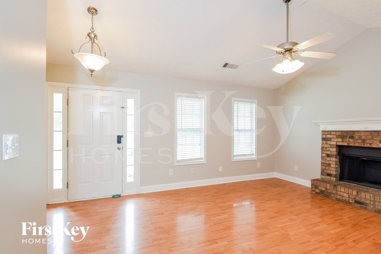 12 Triangle Ln - Photo 4 of 15