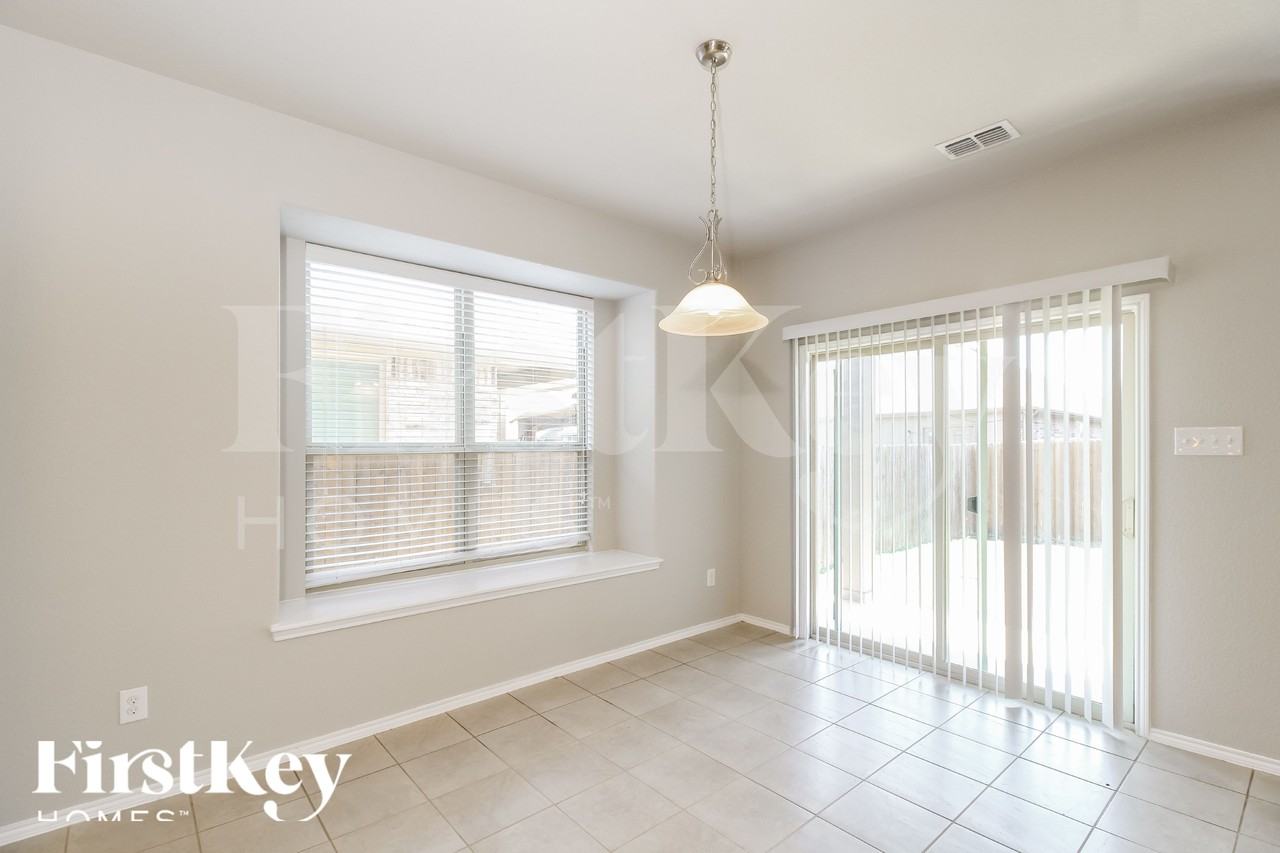 3712 Fossil Tree Ln - Photo 6 of 18