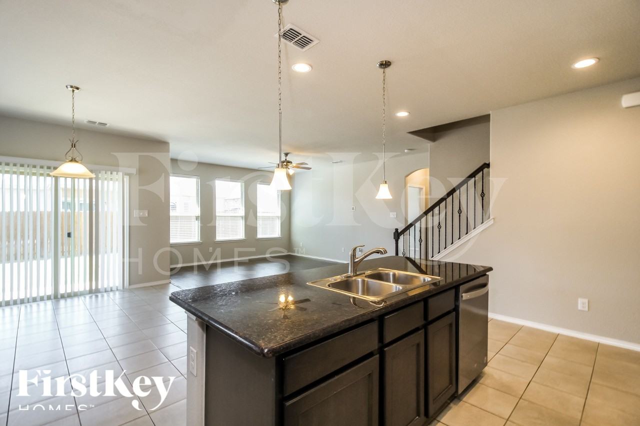 3712 Fossil Tree Ln - Photo 7 of 18