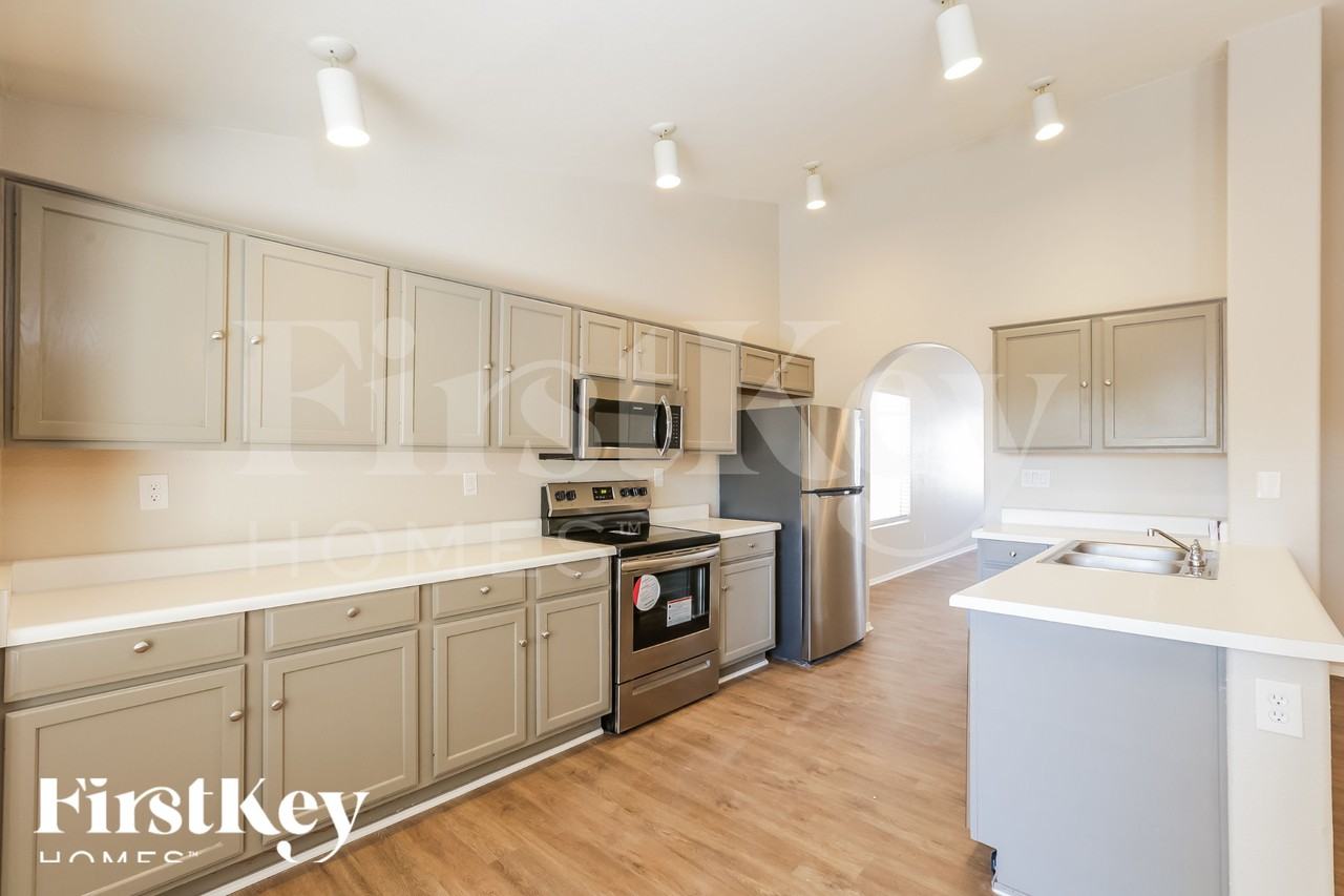 11317 W Citrus Grv - Photo 7 of 18