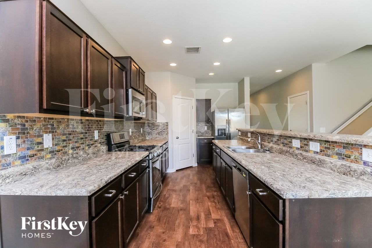 38137 W La Paz St - Photo 7 of 19