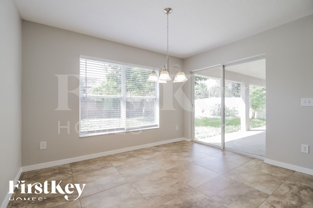 1344 Blackwater Pond Dr - Photo 7 of 18