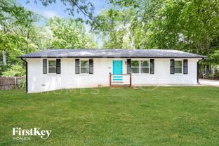 743 Oak Dr - Photo 1 of 1