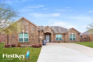 202 Brook Ct - Photo 1 of 1