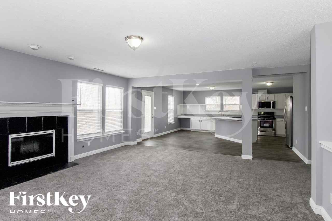 8736 Belle Union Dr - Photo 6 of 18