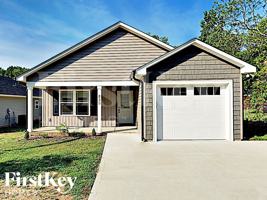 featured image of 839 Murphy St