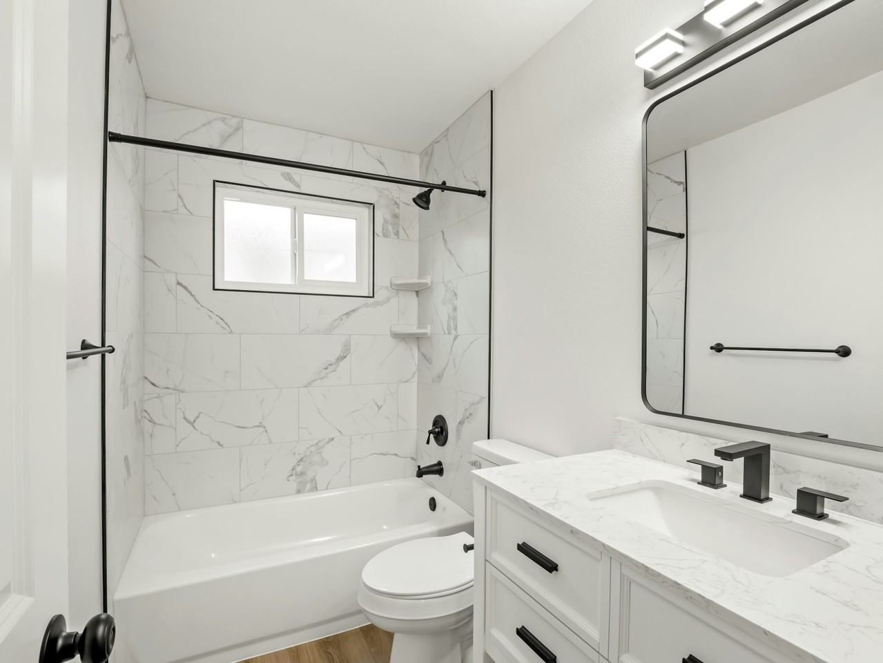 2124 North Glenn Avenue, Unit 2124 - Photo 7 of 18