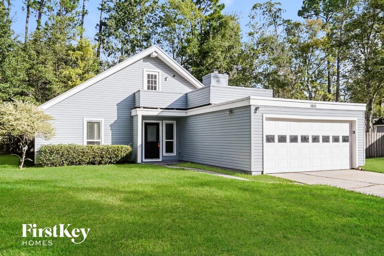 6835 Candlewood Dr S - Photo 2 of 15