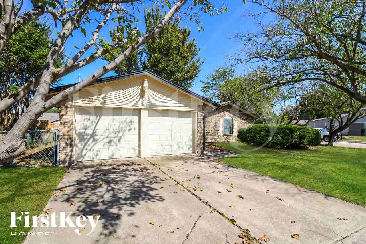 502 Oak Ridge Pl - Photo 2 of 18