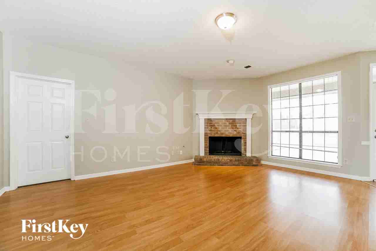 5001 Rabbit Cross Cv - Photo 3 of 19