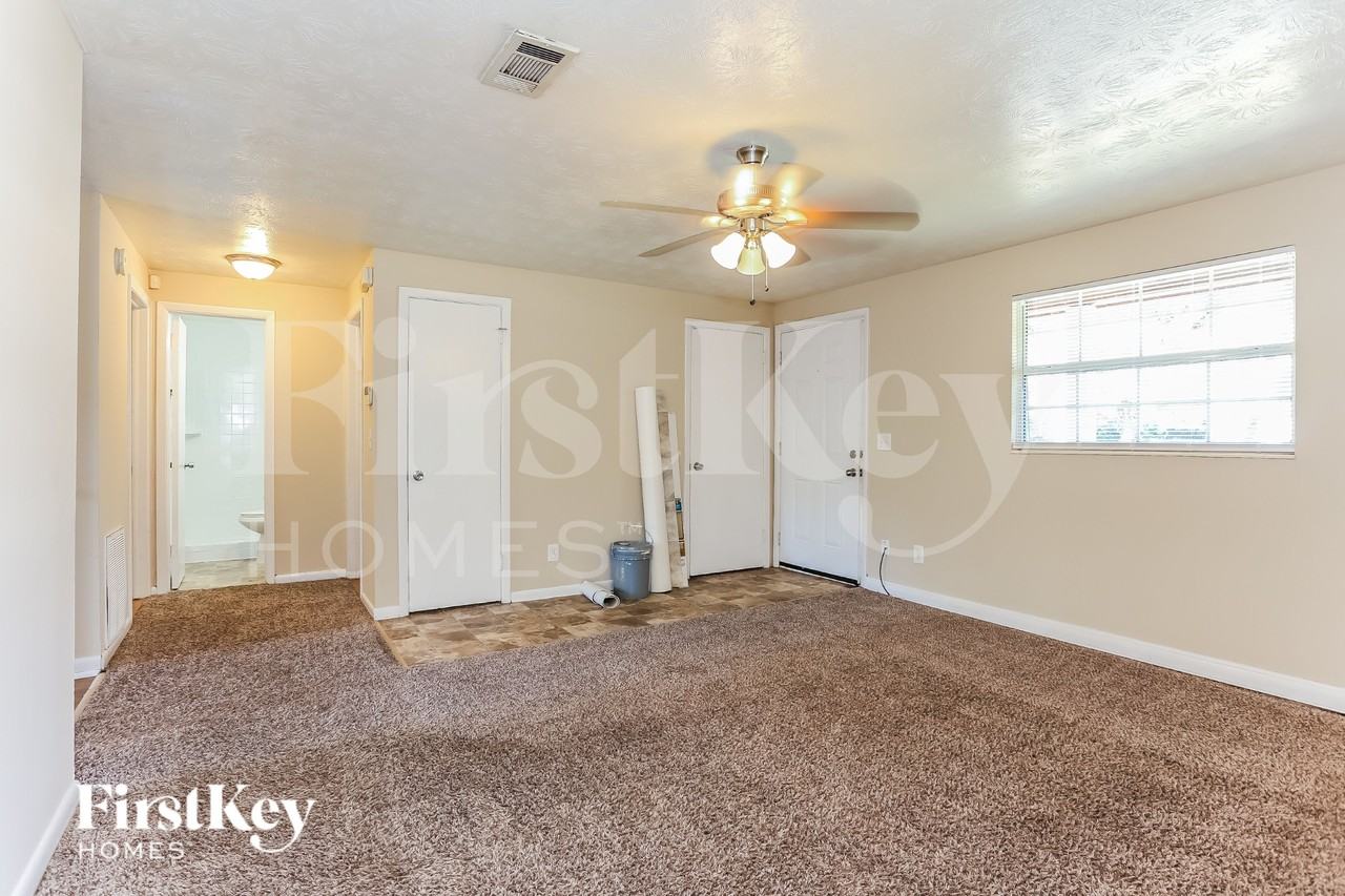 2426 Mill Creek Rd - Photo 2 of 19