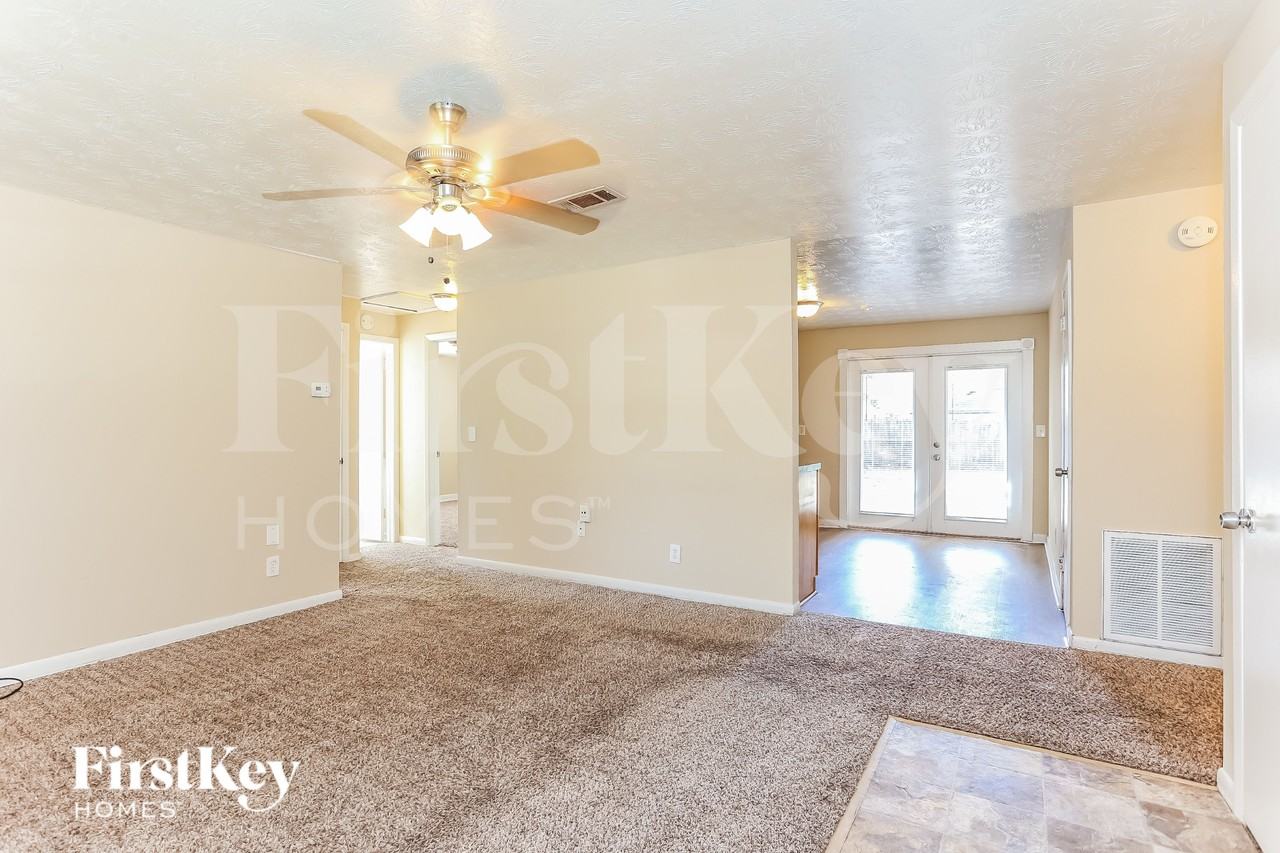 2426 Mill Creek Rd - Photo 3 of 19