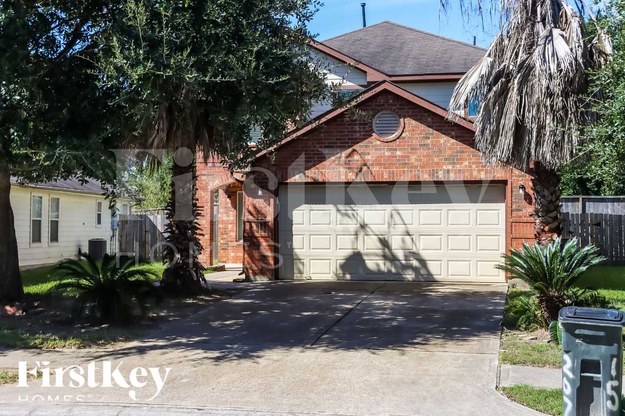 20715 Sycamore Wood Dr - Photo 2 of 15