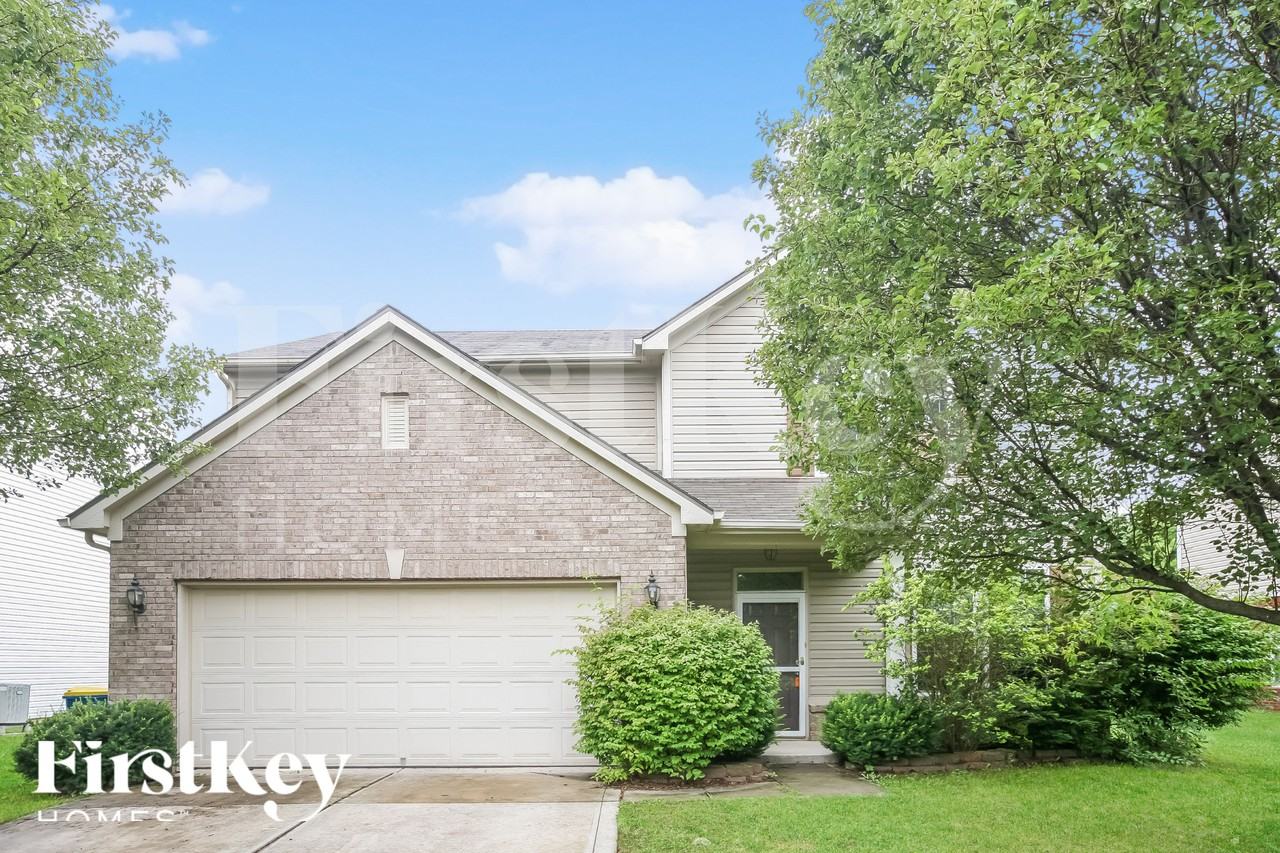 13858 Ellsworth Ln - Photo 2 of 18